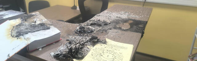 Põle­ma jää­nud küü­nal põh­jus­tas Aru­kü­la raa­ma­tu­ko­gus tu­leõn­ne­tu­se