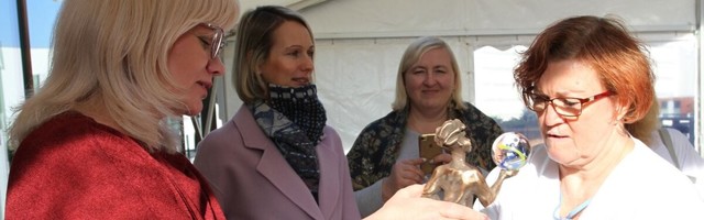 GALERII:Tervishoiu kõrgkoolid pälvisid haridusteo tiitli