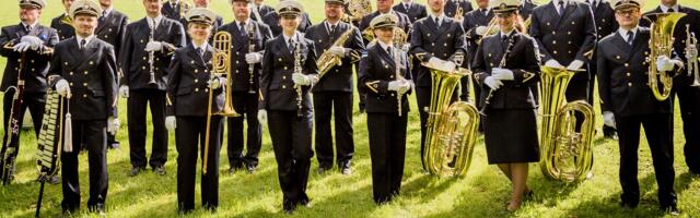 Eesti Maanteemuuseum avaldab vanavanematele austust kontserti ja meeleoluka programmiga