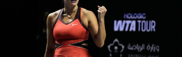 Finaalis kohtuvad võimsas hoos Rõbakina ja maratonmängu võitnud Sabalenka