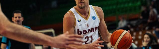 Janari Jõesaare seiklused keevaliste bosnialaste juures_ alguses mõtlesin, mida ma seal üldse teen