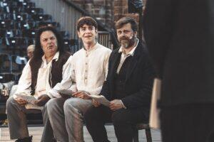 Käsu Hans kirjandustraditsioonide murdepunktis