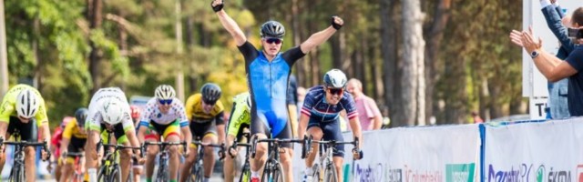 Eesti koondis läheb lühendatud Balti Keti velotuuril võidu peale