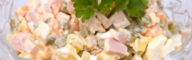 Meedia: Eestis ostetakse kokku herneid ja majoneesi, kuna levib kuuldus, et tahetakse keelata kartulisalat