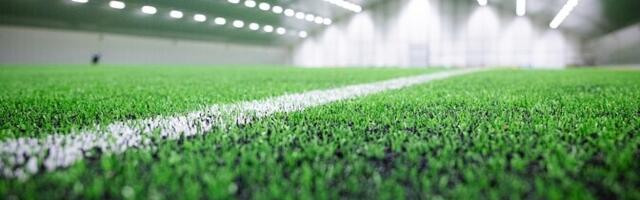 EJL-i jalgpallihalli kunstmuru läbis uuenduskuuri