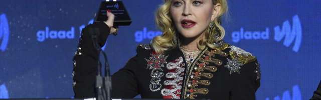 VIDEO | Madonna avalikustas, kuidas noore kallimaga kodus aega veedab: Mambo köögis