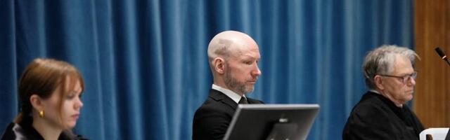 Norra massimõrvar Breivik ilmus kohtusse pähe raseeritud Z-tähega