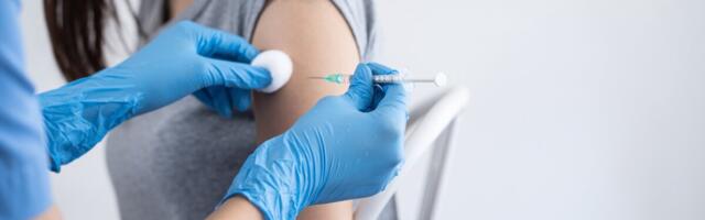 Tervisekassa alustab vaktsineerimise teenuse rahastamise lepingute sõlmimist