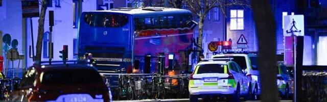 Stockholmis sõitis buss inimeste sekka, kolm inimest hukkus