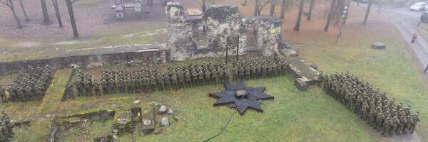 Staabi- ja sidepataljon tähistas Paides 107. sünnipäeva