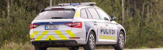 Soomes kukkus alla väikelennuk, üks inimene hukkus