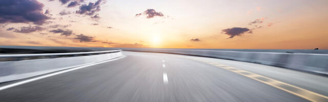 Alates tänastest algas eraldatud sõidusuundadega riigiteedel piirkiiruste tõstmine