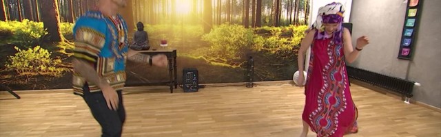 Reporter: Raputage kehast välja kõik halb ja mured, tantsige end vabaks!