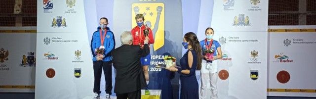 Eesti poksitüdruk naasis Euroopa meistrivõistlustelt pronksmedaliga