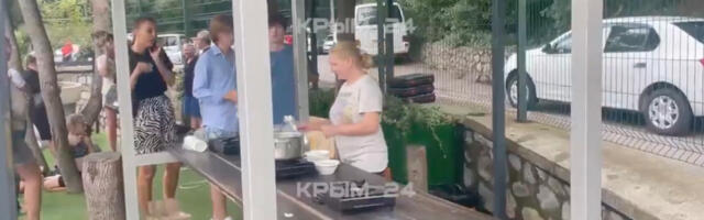 VIDEO: Krimm on pekstud tagasi kiviaega – toitu tehakse väljas tule peal
