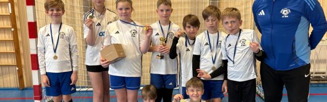 Saalijalgpalli võistlusel osales rekordarv võistkondi