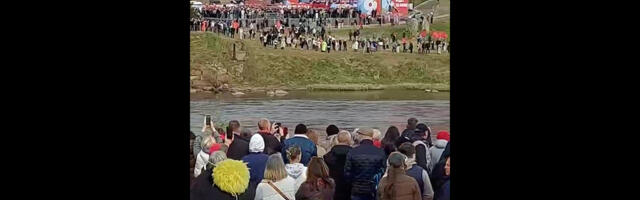 VIDEO: tuhanded venelased elasid Narvas kaasa Venemaal toimuvale kontserdile