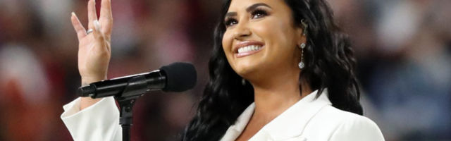 FOTO | Palju õnne! Lauljatar Demi Lovato kihlus kõige romantilisemal viisil
