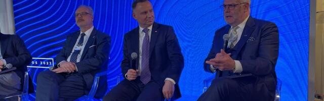 President rõhutas Davosis Kolme mere algatuse arutelul energia- ja transpordi ühenduste loomise tähtsust Euroopa julgeolekule