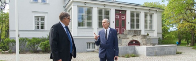 Saka mõisas avatakse omanikele pühendatud skulptuur
