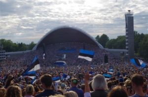 Kelle laulu laulame?