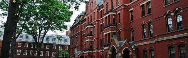Harvard sai löögi: Föderaalvõimud võtavad toetusi täiendavalt 450 miljoni dollari eest