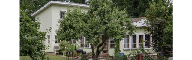 Postimees kirjutab Johanna-Maria Lehtmele kuulunud majast Viimsis