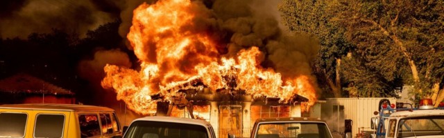 FOTOD JA VIDEO | USA kõrbeb nii läänest kui loodest: California metsapõleng kasvas päeva jooksul kahekordselt