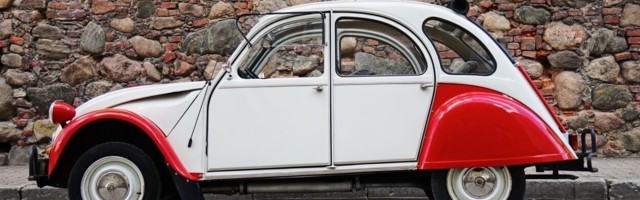 3 ägeda lisavarustusega “sidrunit”: reguleeritav vedrustus, aktiivspoilerid ning lahtine katus