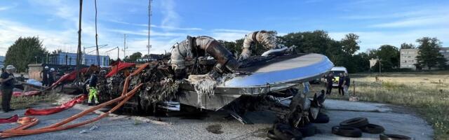 Tallinna lahes uppunud kaater Hooligan teisaldati mandrile