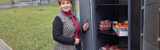 Kogukonna toel toimivaist toiduringluskappidest leiab nii saia, kotlette kui ka tampoone