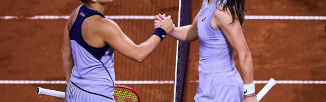 Sönmez tegi Türgi tenniseajalugu, tiitlikaitsja Ostapenko kaotas avaringis