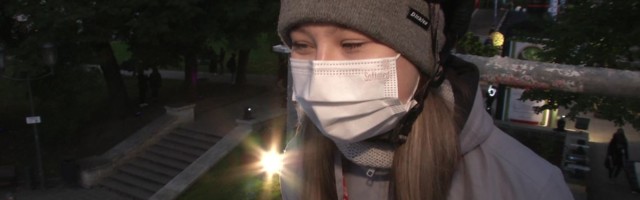 Reporter: Tartu Tudengipäevadel mürgeldati Pirogovi platsil ülikooli esmakursuslased rebasteks