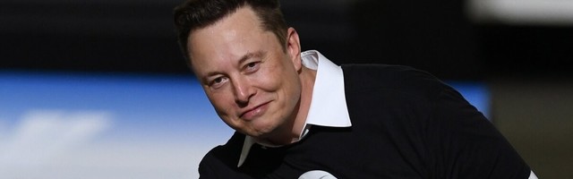 Elon Musk teatas, et Teslade eest saab varsti taas krüptorahaga maksta