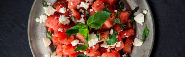 RETSEPT: FETA-arbuusisalat pistaatsiapähklitega