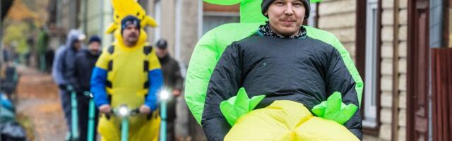 VIDEO ja FOTOD | Halloween vallutab Tartut! Kostüümides tõukeratturid tegid tiiru heade mõtete linnas
