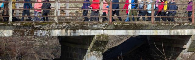 Jalgsi kadunud mõisate jälgedes