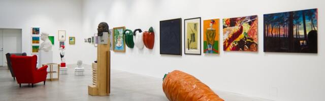 Laur Kivistiku kollektsioon „Viljandi-Tallinn“ on huvitav, kuid vajaka jääb kogujapoolsetest selgitustest