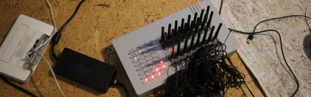 Politsei pidas kinni lätlased, keda kahtlustatakse kelmuses. Petukõnede tegemiseks paigaldati Eestisse SIM-boks seade