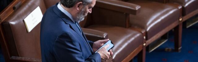 Ted Cruz doesn’t seem to understand Wikipedia, lawyer for Wikimedia says