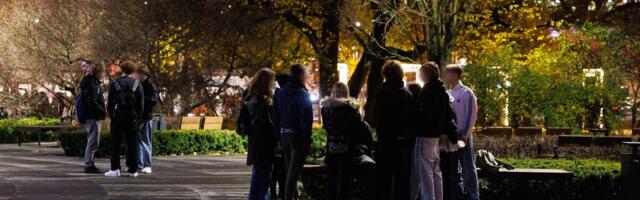 Tund aega Tammsaare pargis. „Mu ema peksab mind.“ „Mu kasuisa peksab hullemini“