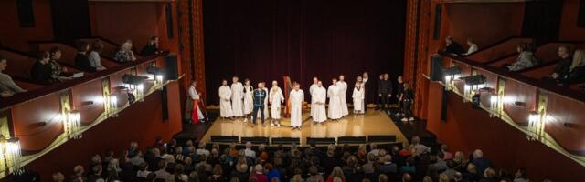 Teatripäeva läkitus 2025 | Teater eksisteerib ja kestab tänu vastamata küsimustele