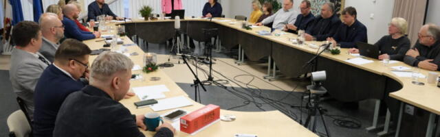 VAATA OTSE | Hiiumaa Vallavolikogu istung 21. mail