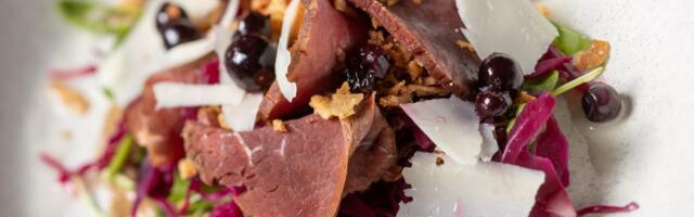 NÄDALA RETSEPTID ⟩ Otsid värvi, vürtsi, vitamiini? Talvesalat aitab