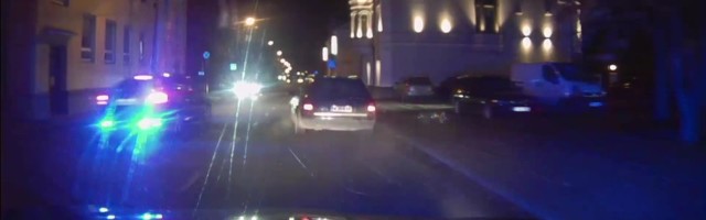 Reporter: Tagaajamine Lääne-Virumaal: politsei kasutas sõiduki peatamiseks siili