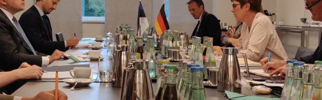 Kaitseminister Jüri Luige kohtumine Saksamaa kaitseministri Annagret Kramp-Karrenabaueriga