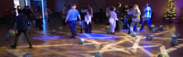 Mustamäel tähistati puuetega inimeste päeva advendikontserdi ja hommikudiskoga