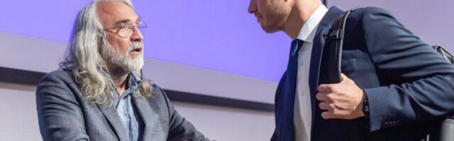 KAAMERA EEMALDATI, AGA LAUAS OLI AUK: mida tegi jalgpalliliit ausate presidendivalimiste tagamiseks?