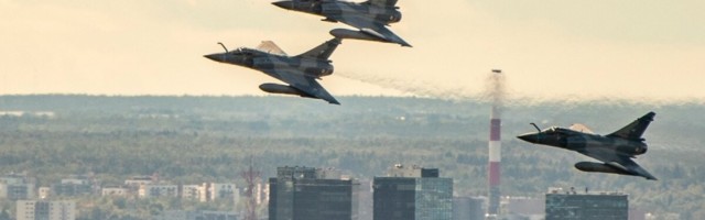 Huvitavaid ameteid: sihitaja õhuväes on võrreldav lennujuhiga tavalennunduses