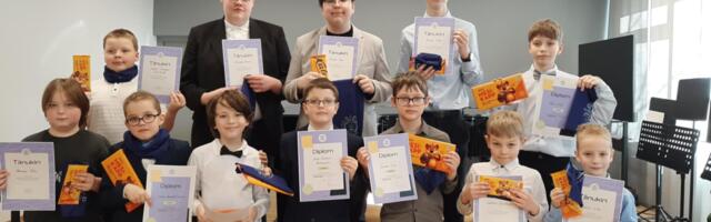 Ridala poiss laulis end poolfinaalis eripreemiale